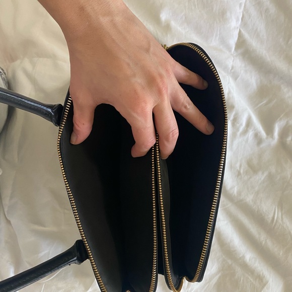 Black hand bag - Picture 4 of 4